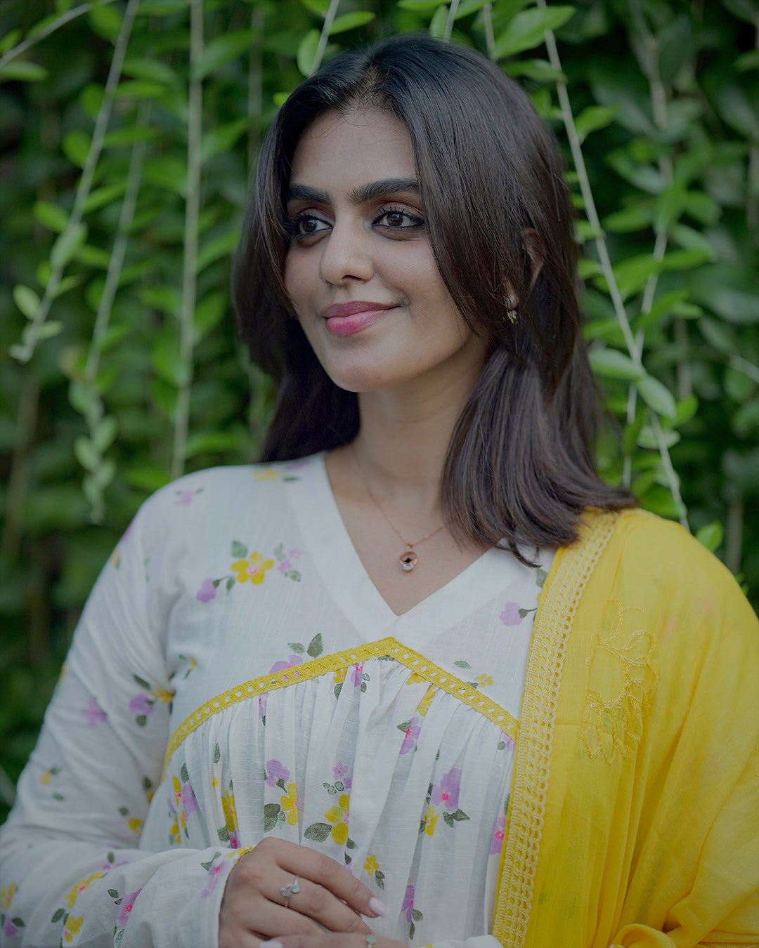 Spring Radiance 
Suit Set