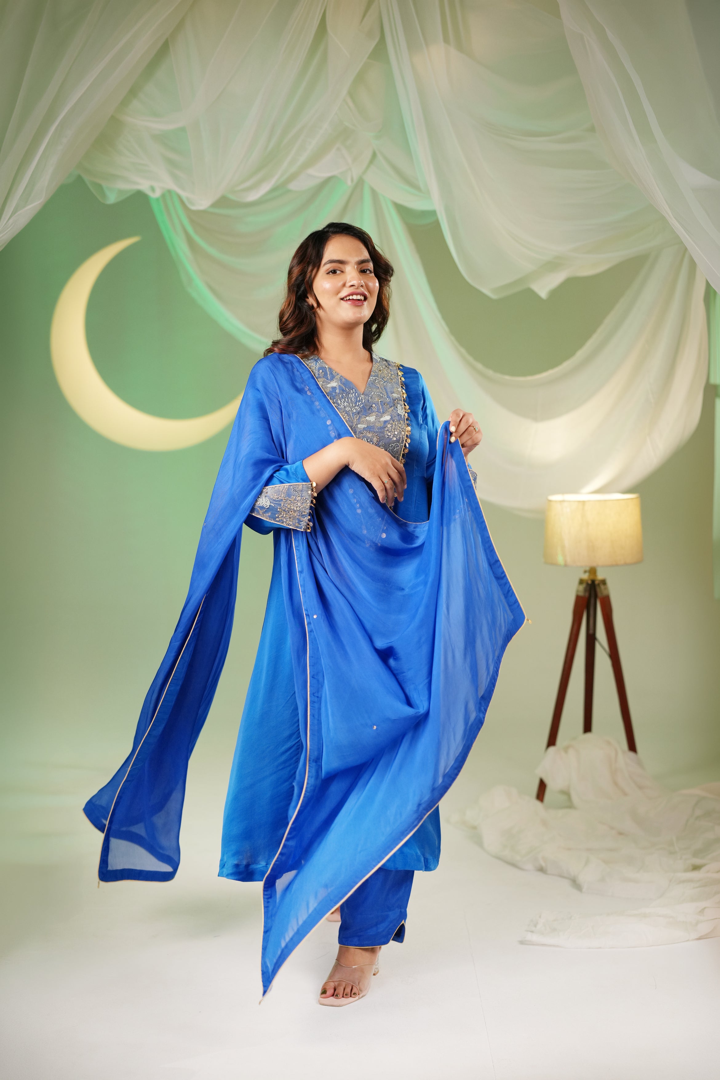 Noor-e-Mehfil Kurta Set